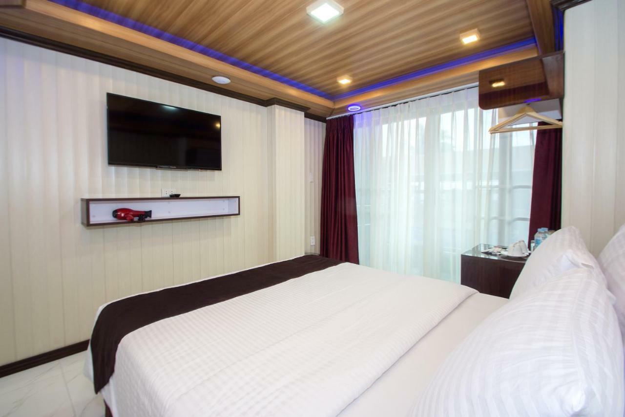 Diamond Water Edge 3* Balabag (Boracay)