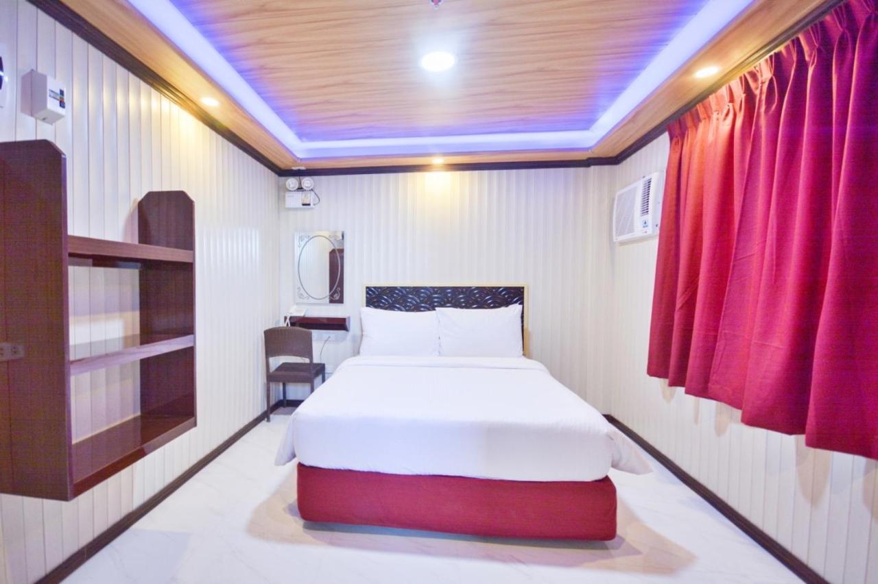 Diamond Water Edge 3* Balabag (Boracay)